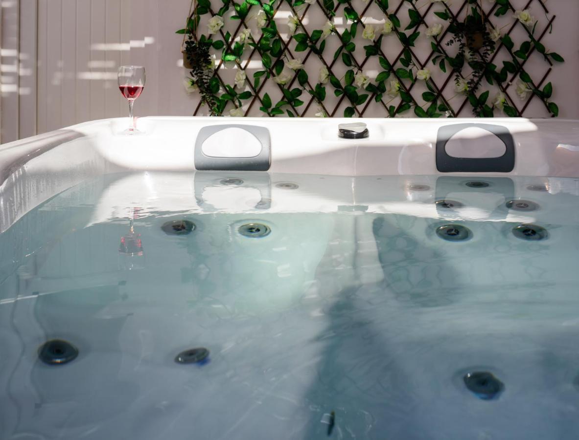 Heart Of Oia - Private House With Jacuzzi Apartment Екстериор снимка
