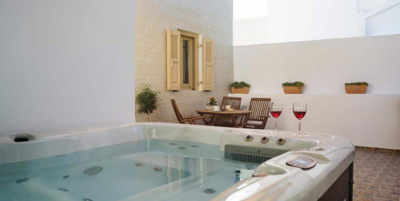 Heart Of Oia - Private House With Jacuzzi Apartment Екстериор снимка
