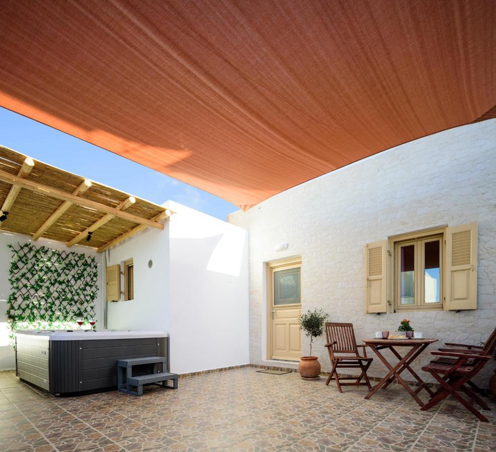 Heart Of Oia - Private House With Jacuzzi Apartment Екстериор снимка